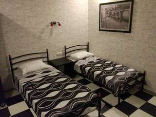 Мини-отель Korona Краматорск Улучшенный двухместный номер с 2 отдельными кроватями-7